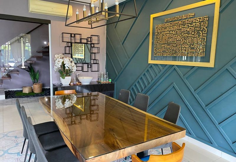 Titian, Bukit Jelutong