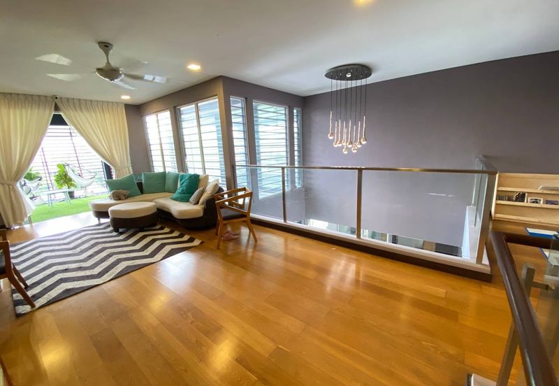 Titian, Bukit Jelutong