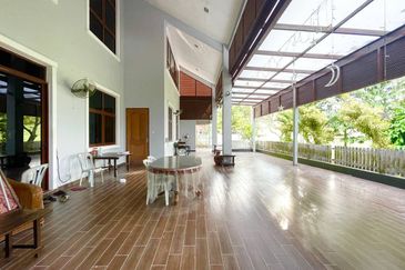 Impian Golf & Country Club