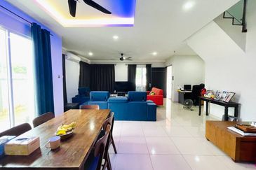 Impian Tropika Alam Impian