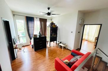 Impian Tropika Alam Impian