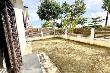 Pentas 6 @ Alam Impian