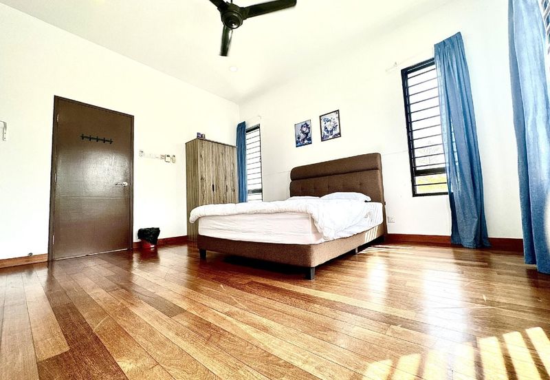 Pentas 6 @ Alam Impian