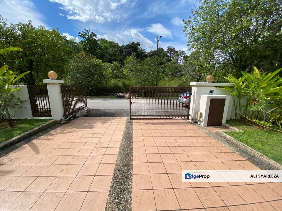 Bukit Rahman Putra, Sungai Buloh Double storey Bungalow for sale , Selangor, Sungai Buloh