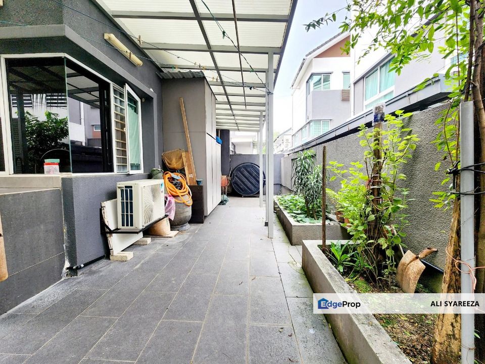 USJ heights Subang Jaya Two and half storey Zero lot Bungalow for sale, Selangor, USJ Heights