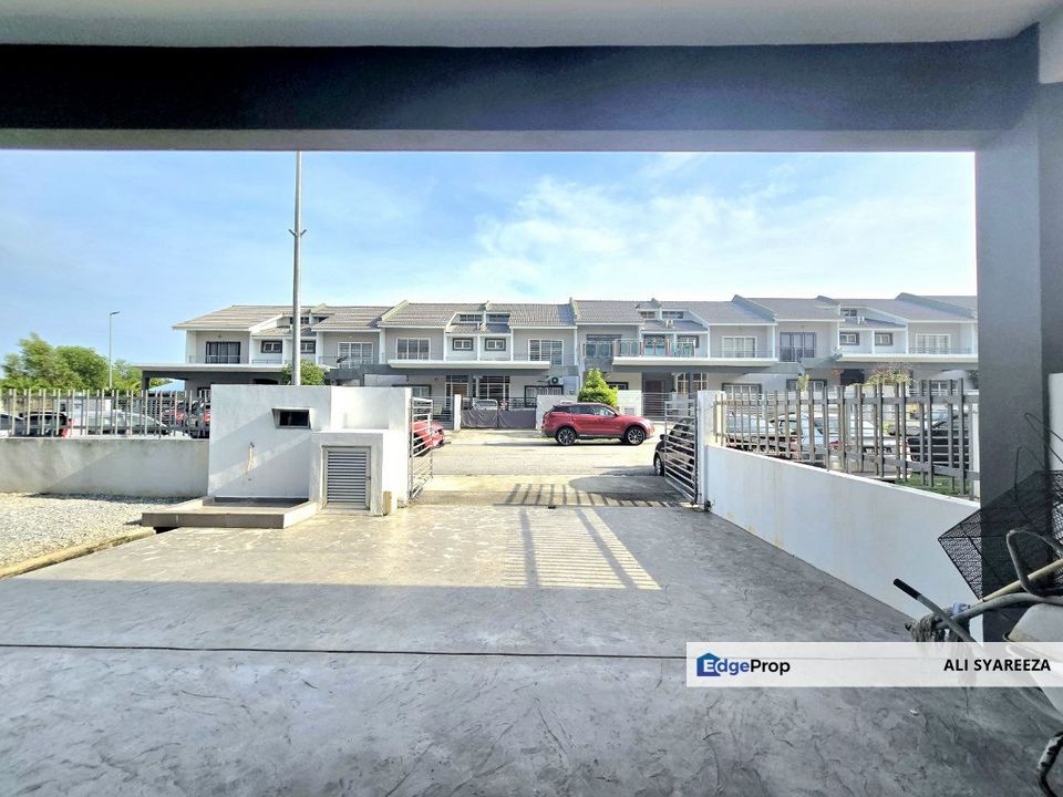 Laurel Laman View Cyber 9 Cyberjaya Double storey terrace for sale, Selangor, Cyberjaya