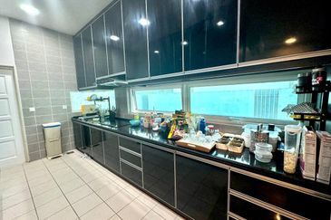 Clover Garden Residences