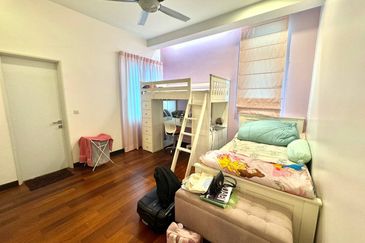 Clover Garden Residences