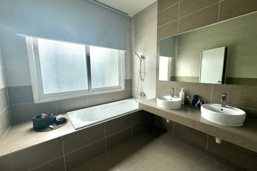 Clover Garden Residences