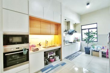 Scarlet @ Bandar Rimbayu