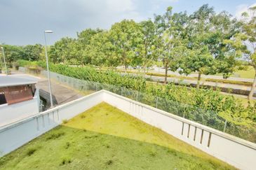 Scarlet @ Bandar Rimbayu