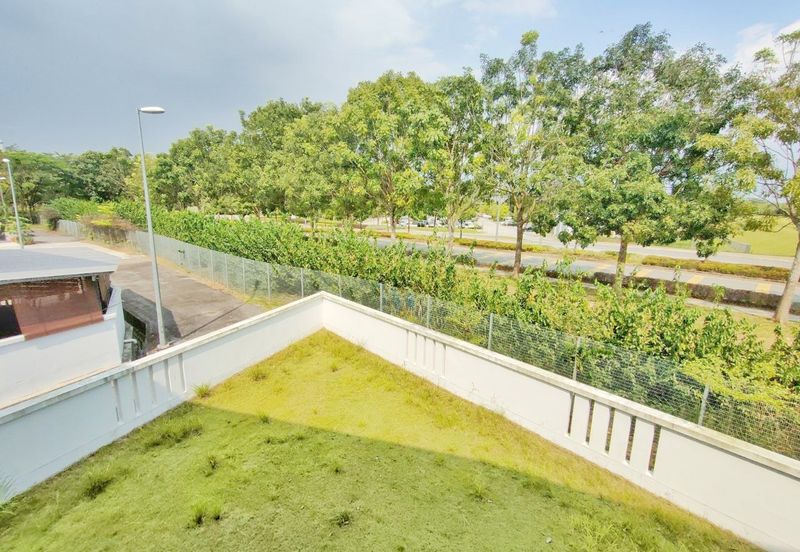 Scarlet @ Bandar Rimbayu