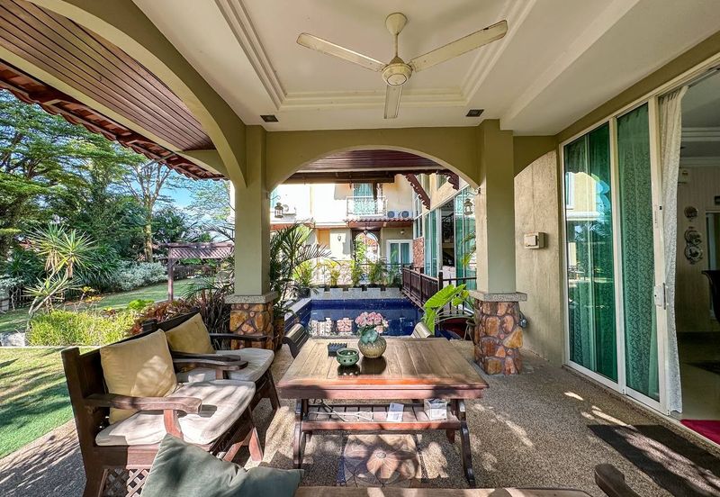 Impian Golf & Country Club