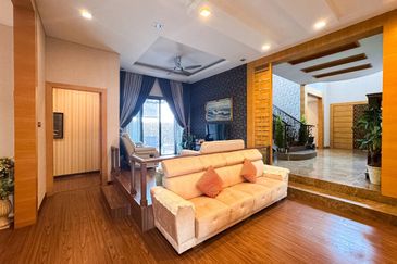 Perdana Lakeview East