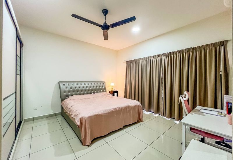 Evira @ Warisan Puteri