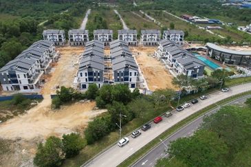 Daya Residence Kwasa Damansara *