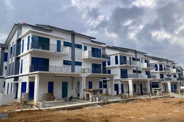 Daya Residence Kwasa Damansara *