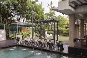 Paramount Garden (Taman Paramount)