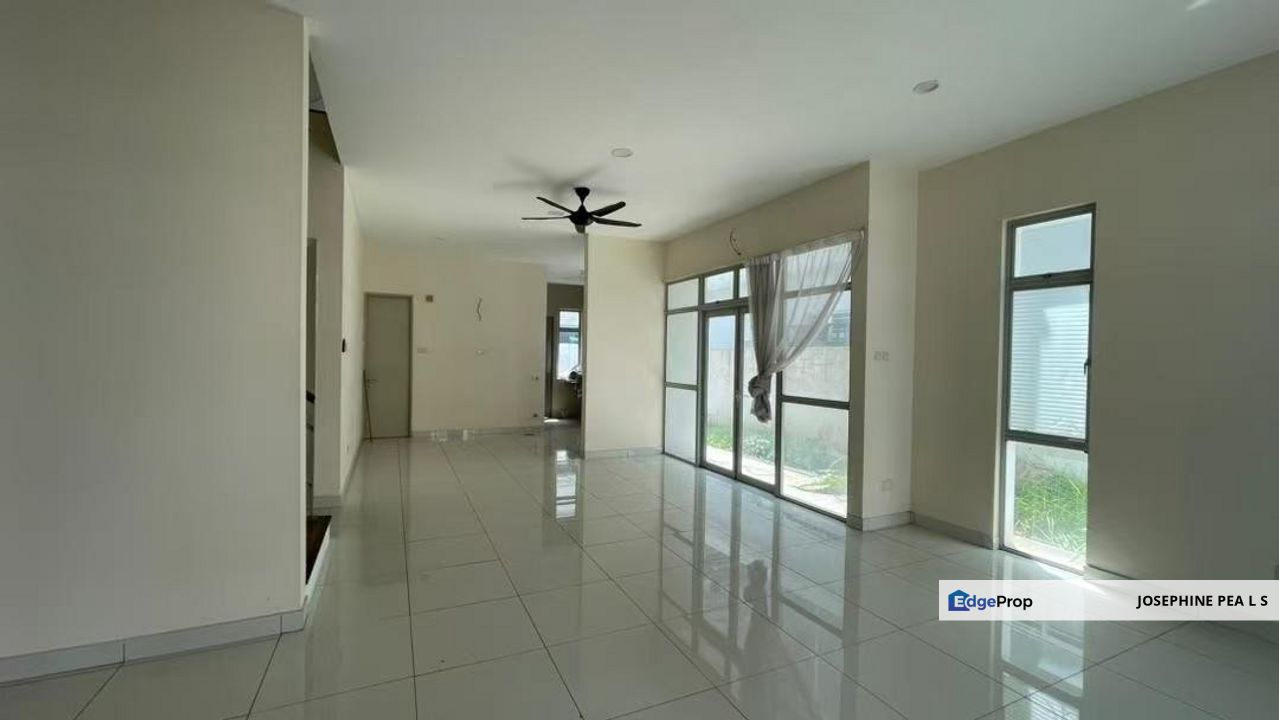 Areca Residence , Kepong, Kuala Lumpur 3 Storey Semi D For Sale, Selangor, Kepong