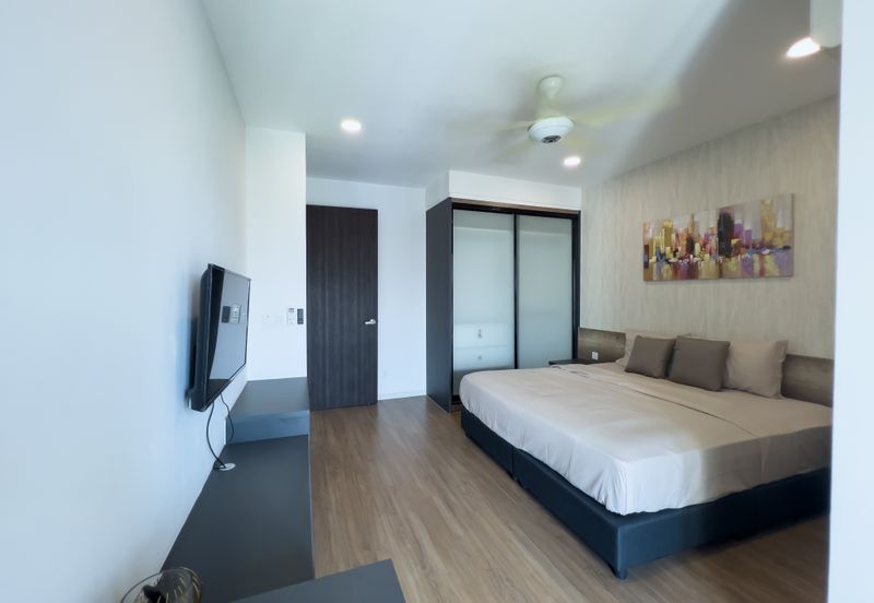 Tropical Villa Luxury Service Suites