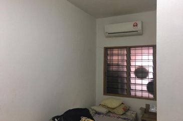 Pusat Bandar Putra Permai