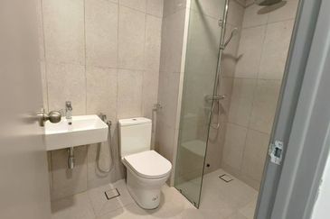 Ritze Perdana Business Center