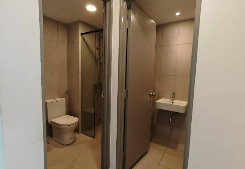 Ritze Perdana Business Center