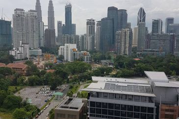 231 TR Serviced Suite