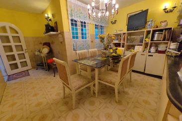 Freehold Bungalow 2.5 Storey Taman Melawati