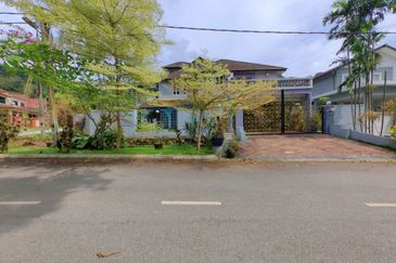 Freehold Bungalow 2.5 Storey Taman Melawati