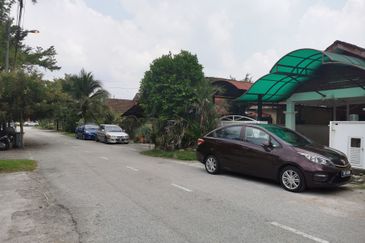 Seksyen 30, Shah Alam