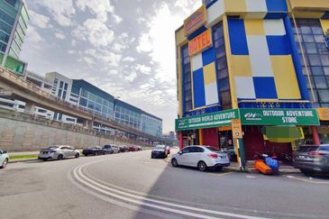 Pusat Perdagangan Seri Kembangan