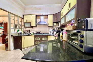 KGSAAS Golf Club, Seksyen 13