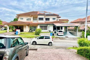 KGSAAS Golf Club, Seksyen 13