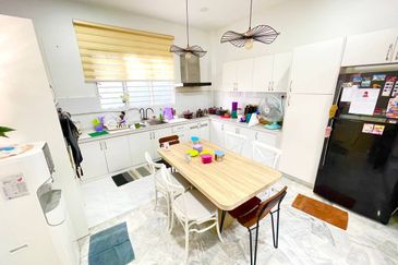 Taman Desa Keramat AU2