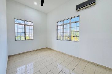 Kampung Sungai Ramal Dalam