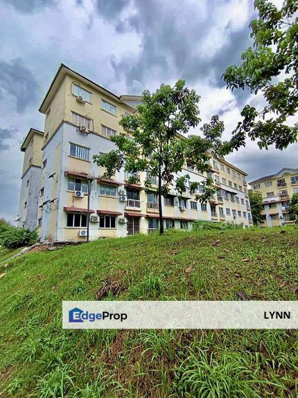 LEVEL 1 APARTMENT LAS PALMAS JALAN DESA RIA BANDAR COUNTRY HOMES RAWANG, Selangor, Bandar Country Homes
