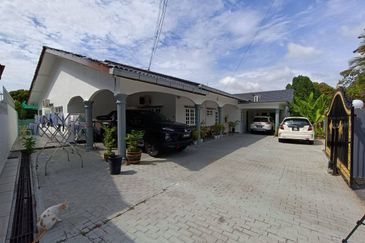 Seksyen 3, Shah Alam