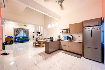 Parkfield Residences, Tropicana Heights