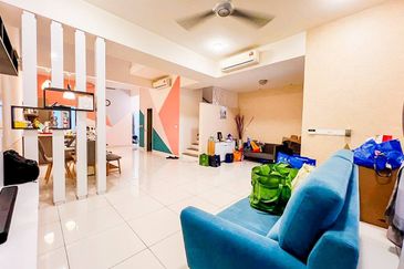 Parkfield Residences, Tropicana Heights