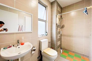 Parkfield Residences, Tropicana Heights