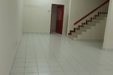 Jalan Spektrum U16 @ Taman Bukit Subang