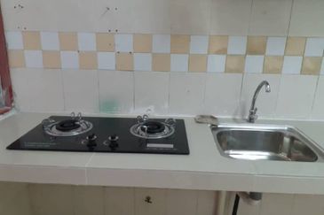 Jalan Spektrum U16 @ Taman Bukit Subang