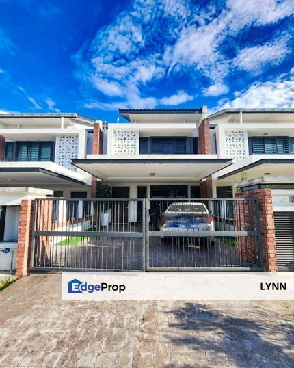 RENOVATED DOUBLE STOREY JALAN HOPEA U15/18 ELMINA VALLEY 4, SHAH ALAM, Selangor, Shah Alam