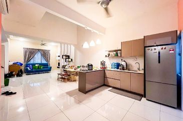 Parkfield Residences, Tropicana Heights