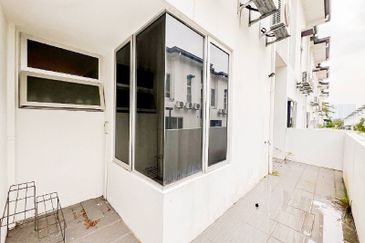 Parkfield Residences, Tropicana Heights