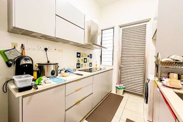 Parkfield Residences, Tropicana Heights