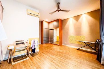 Parkfield Residences, Tropicana Heights