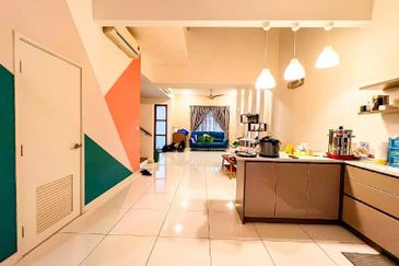 Parkfield Residences, Tropicana Heights