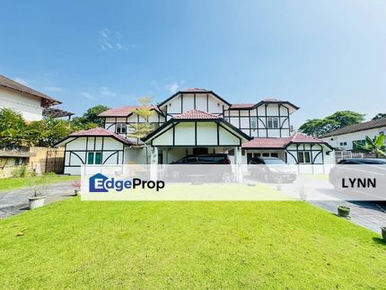 PRIVATE SWIMMING POOL DOUBLE STOREY BUNGALOW KGSAAS SEKSYEN 13 SHAH ALAM, Selangor, Shah Alam
